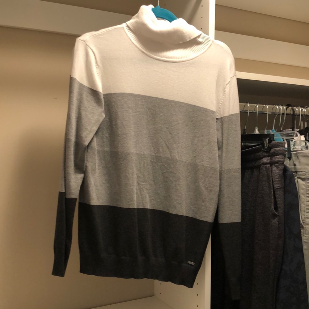 Calvin Klein Color Blocked Turtleneck Size Large